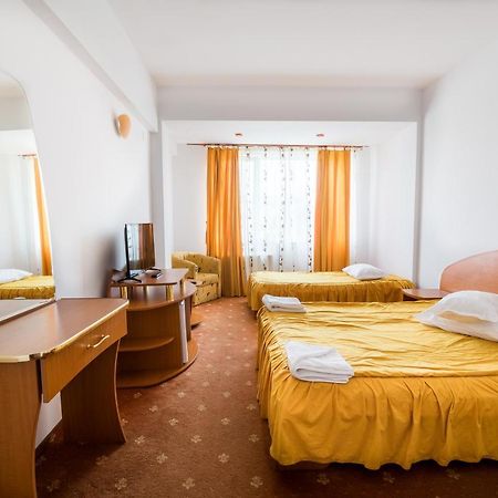 Hotel Atlantis Τουλσέα Εξωτερικό φωτογραφία