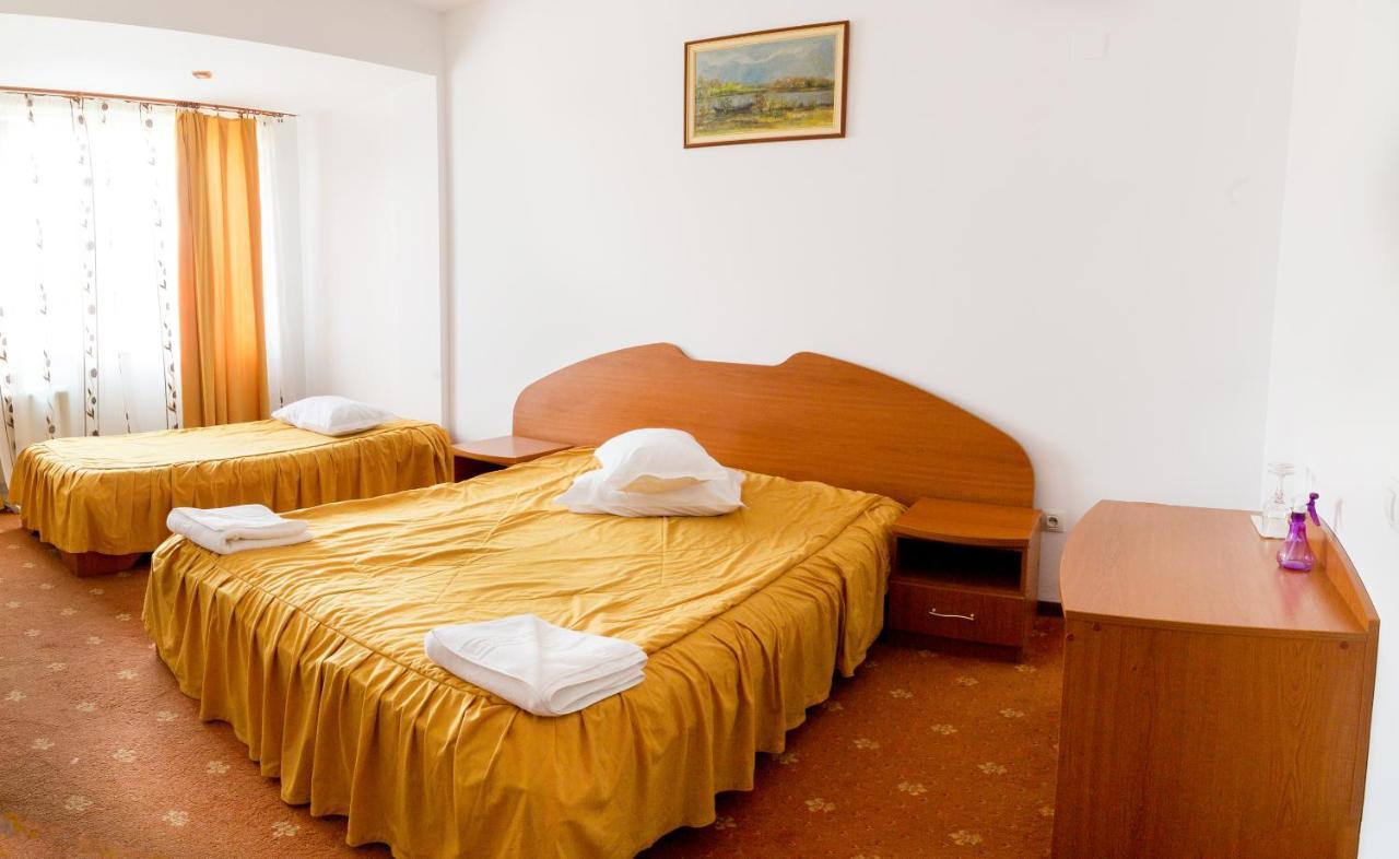 Hotel Atlantis Τουλσέα Εξωτερικό φωτογραφία